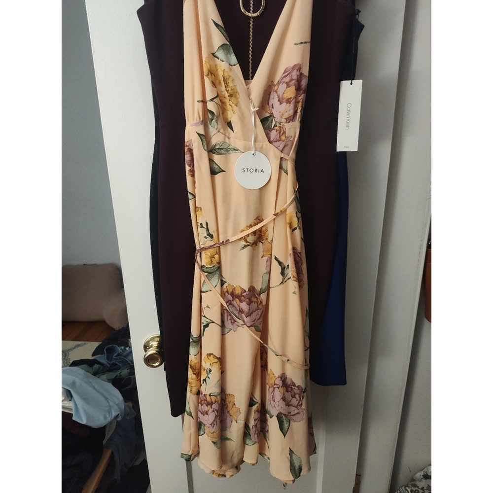 Storia Floral Peach Dress